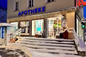 Apotheke im Hatlerdorf