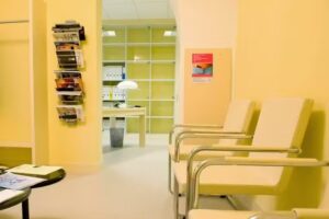 Dr. med. Margit Holzapfel-Bauer