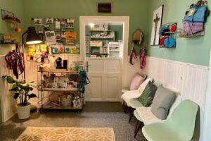 Praxis für ganzheitliche Tiermedizin Mödling, Mag. Dagmar Eberl & Team