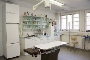 Tierarzt Dr. F. Edlinger