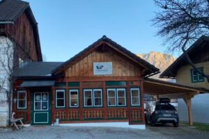 Tierarztpraxis Altaussee, Mag. med. vet. Alexandra Frosch