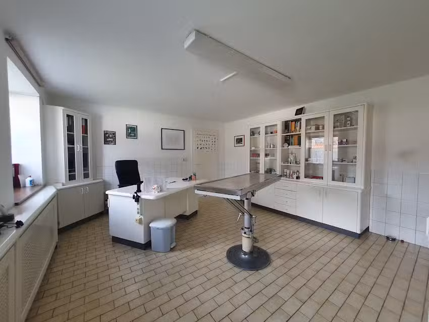 Tierarztpraxis Hochhauser