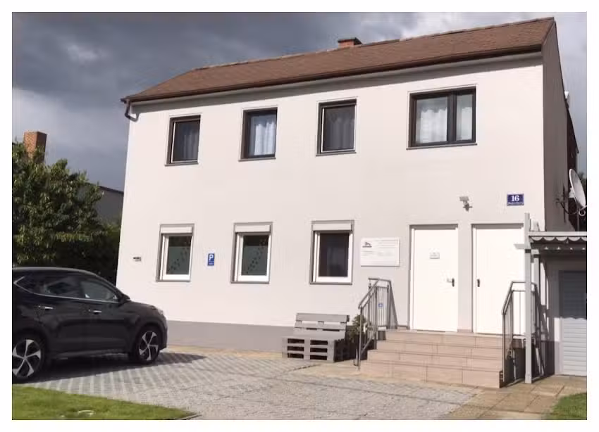 Tierarztpraxis Schwarzlackenau – Mag. Christian Rest