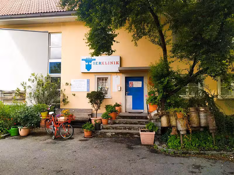 TIERKLINIK CEPICKA – Mag Albert u Mag Gabriele Cepicka