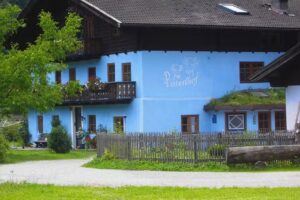 Tierpension Pisterlhof – Tierärztin Dr. Karin Yaldez