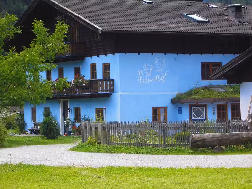 Tierpension Pisterlhof – Tierärztin Dr. Karin Yaldez